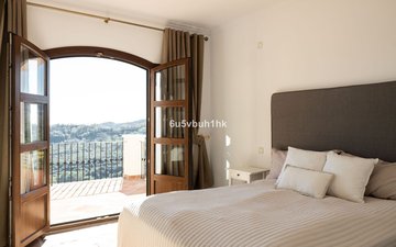 Property slide 19