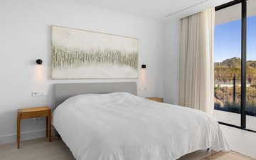 Property slide 10
