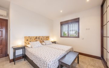 Property slide 18
