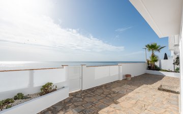 Property slide 16