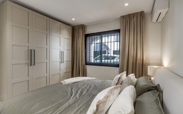 Property slide 14