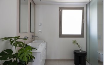 Property slide 43