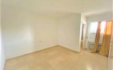 Property slide 22