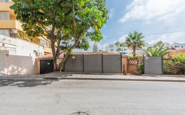 Property slide 23