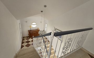 Property slide 18