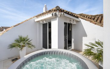 Property slide 17