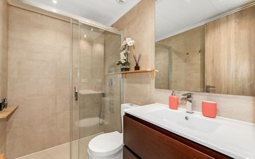 Property slide 10