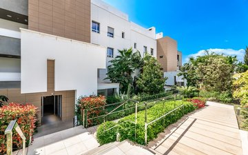Property slide 25