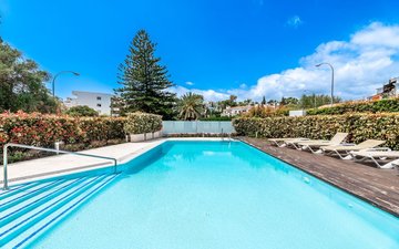 Property slide 22