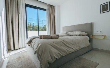 Property slide 4