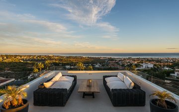Property slide 18