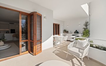 Property slide 14