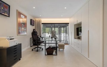 Property slide 25