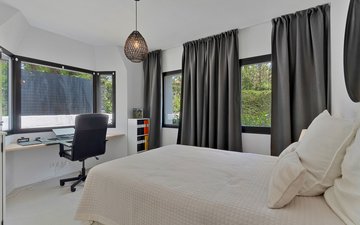 Property slide 14