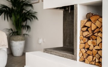 Property slide 16