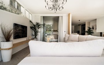 Property slide 14