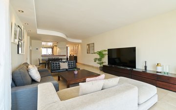 Property slide 31