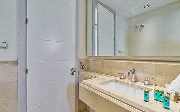 Property slide 10
