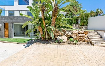 Property slide 8