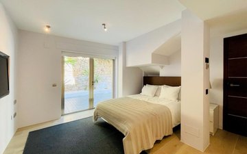 Property slide 38