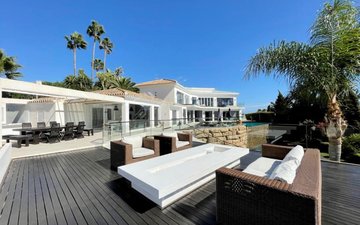 Property slide 21
