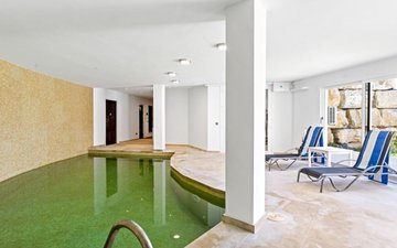 Property slide 14
