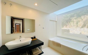 Property slide 39