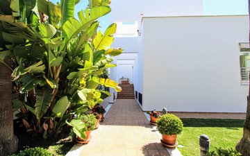 Property slide 23