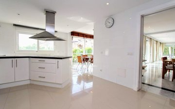 Property slide 6
