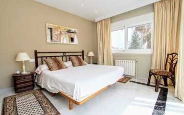 Property slide 14