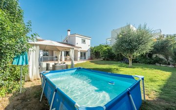 Property slide 23