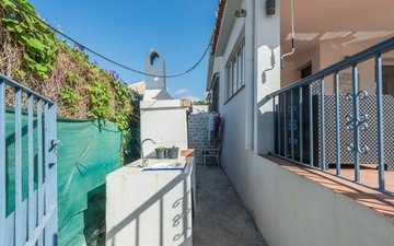 Property slide 22