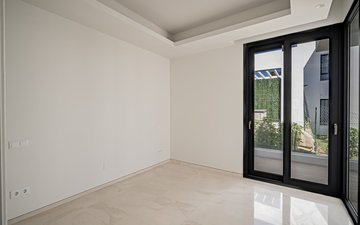 Property slide 14