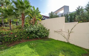 Property slide 18