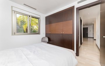 Property slide 21
