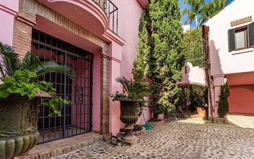 Property slide 20
