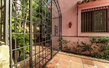 Property slide 30