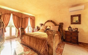 Property slide 52