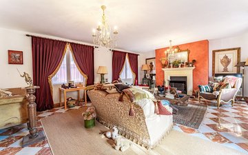 Property slide 42