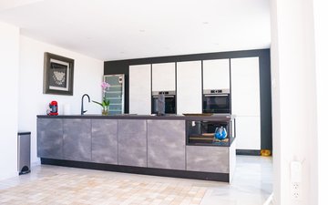 Property slide 16