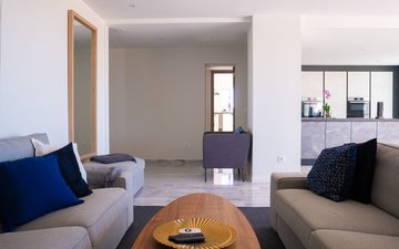 Property slide 23