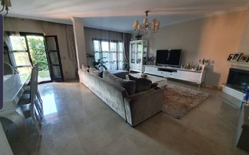 Property slide 7