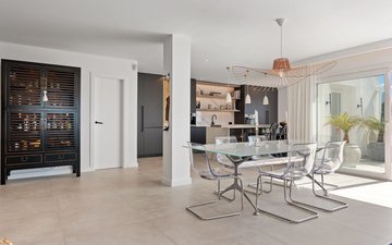 Property slide 16