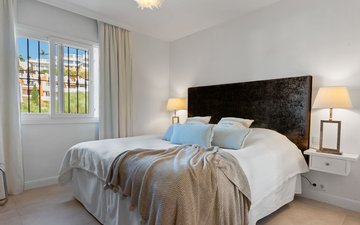 Property slide 31