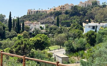 Property slide 16