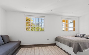 Property slide 51
