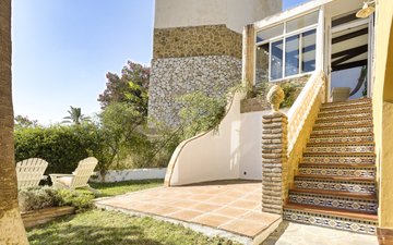 Property slide 16