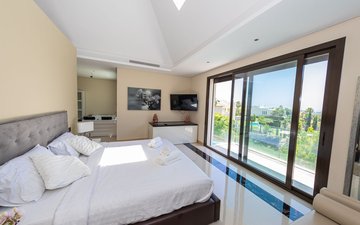 Property slide 24
