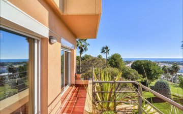 Property slide 21