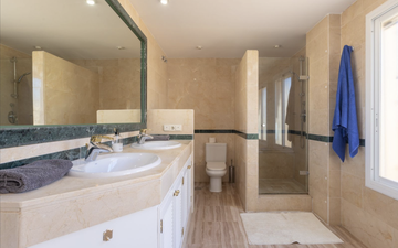 Property slide 20